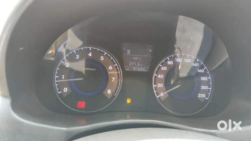 Hyundai Verna Fluidic 2012 Car