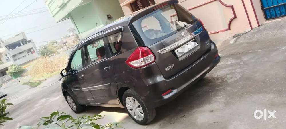 Maruti Suzuki Ertiga 2018 Diesel 105000 Km Driven Vdi Smart Hybrid
