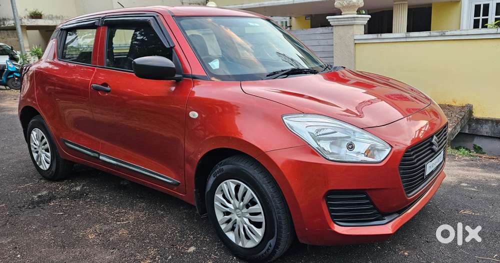 Maruti Suzuki Swift Lxi Optional-o, 2019, Petrol