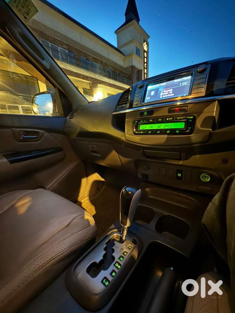 Fortuner 2013 ９９１４１２７６２１