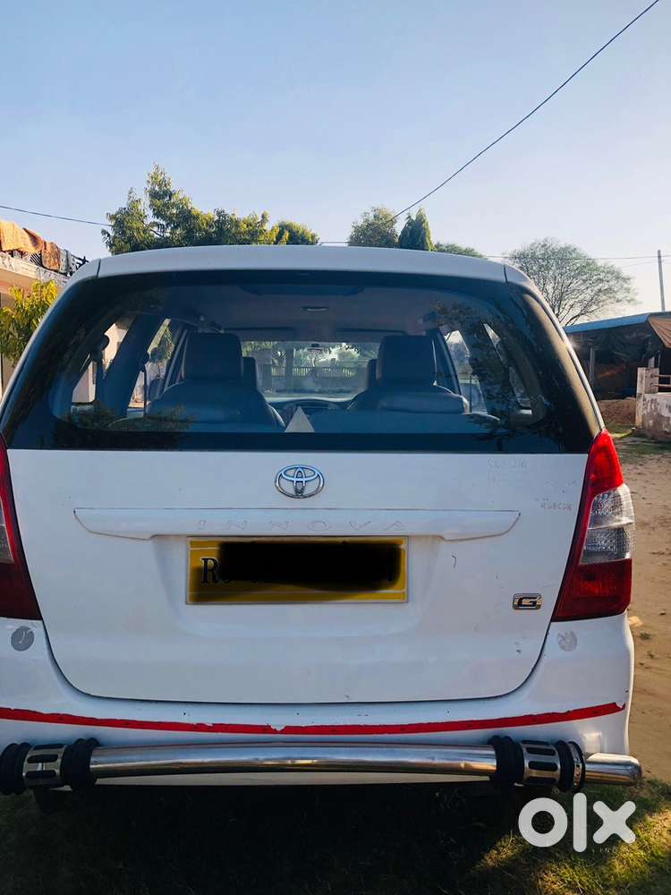 Toyota Innova 2012 Diesel Well Maintained