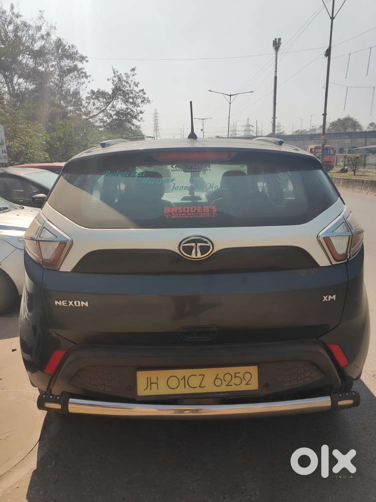 Tata Nexon 1.2 Revotron Xm, 2018, Petrol
