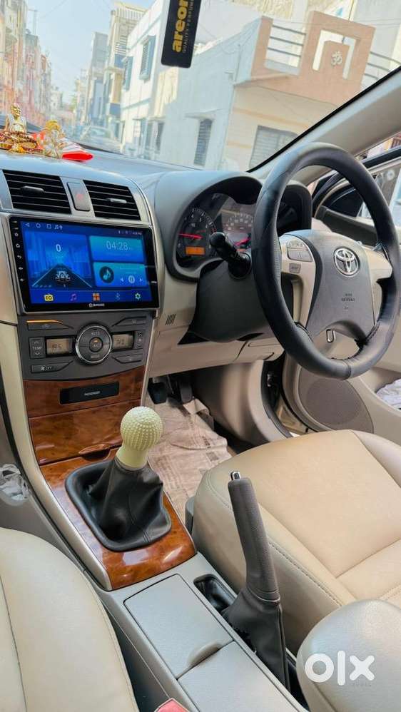 Toyota Corolla Altis 2010 Petrol Well Maintained