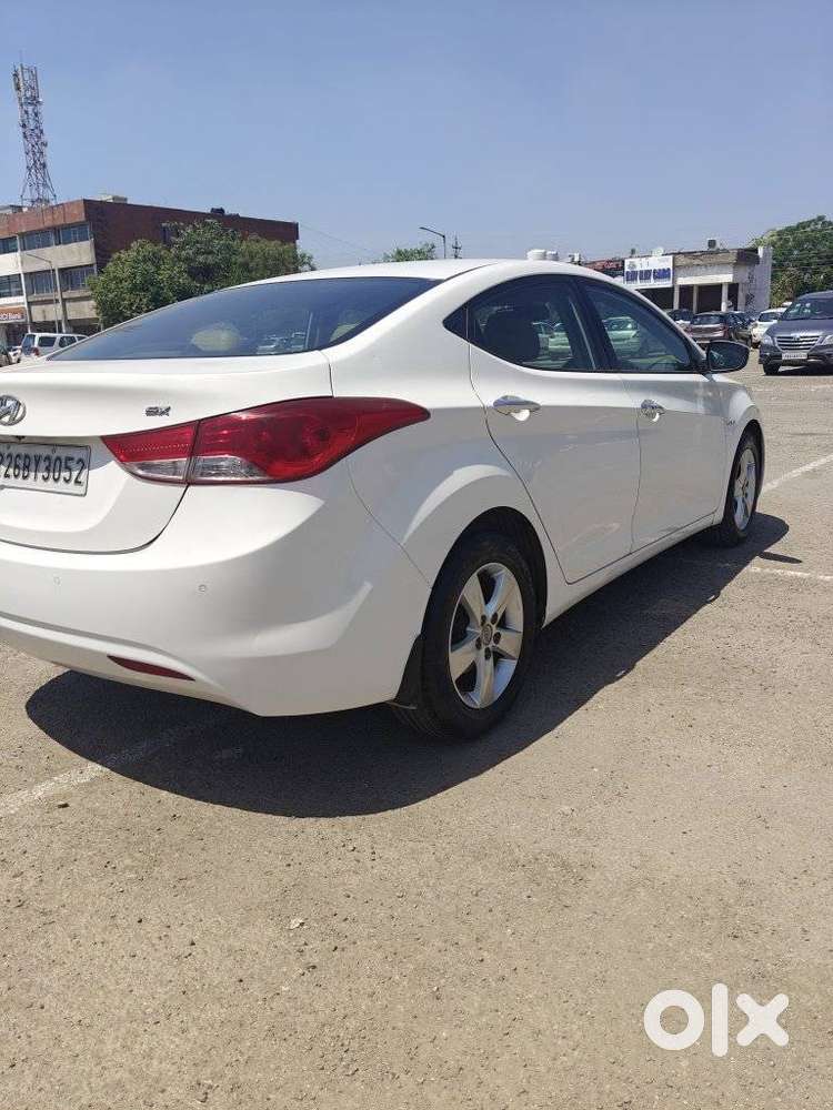 Hyundai Elantra 1.6 Sx Option, 2013, Petrol