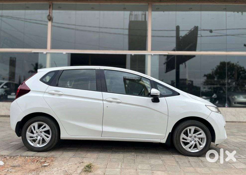 Honda Jazz V Cvt, 2018, Petrol
