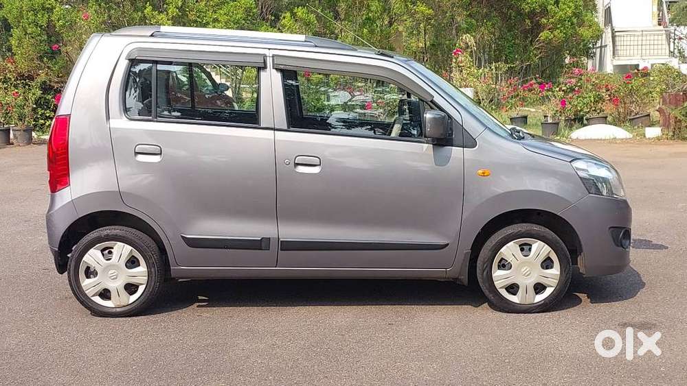 Maruti Suzuki Wagon R 1.0 Vxi Amt, 2015, Petrol