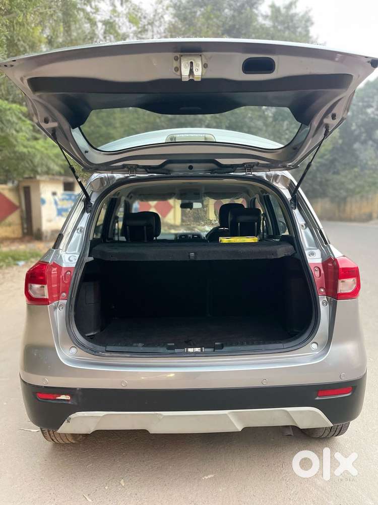 Maruti Suzuki Brezza Zdi+ Dual Tone, 2018, Diesel