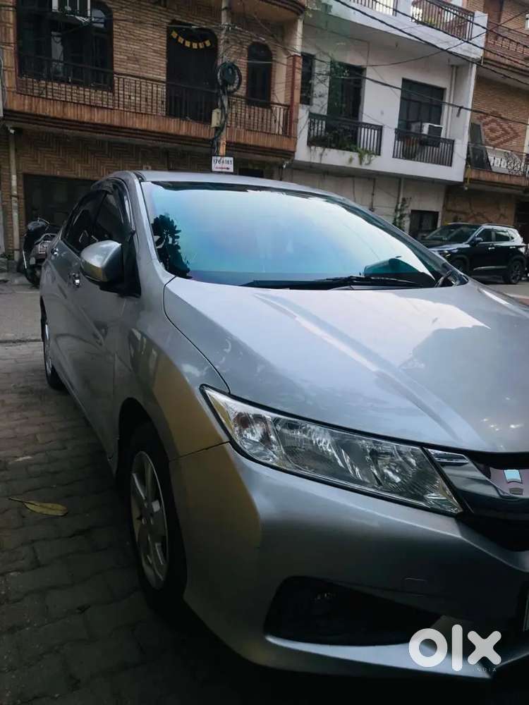 Honda City At 2015