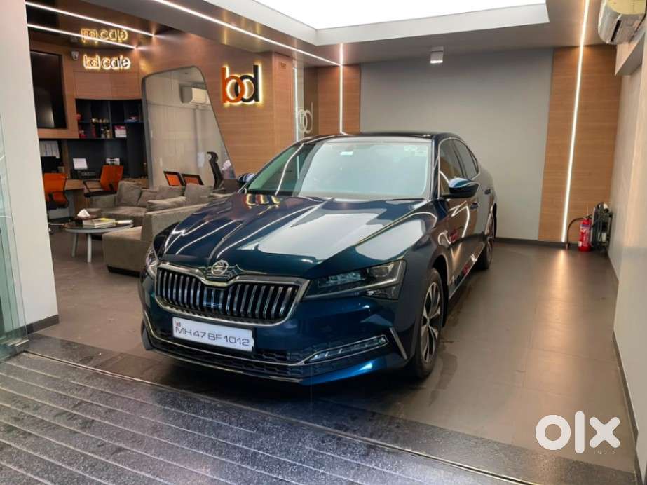 Skoda Superb 2.0 Tsi At L&k, 2022, Petrol