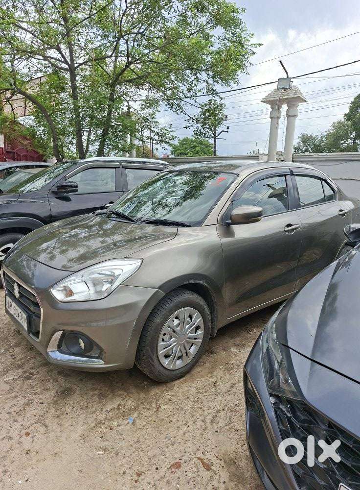 Maruti Suzuki Dzire 1.2 Vxi Cng, 2023, Cng & Hybrids