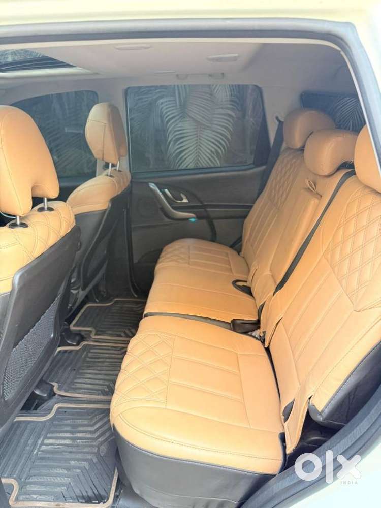 Mahindra Xuv500 W9, 2020, Diesel