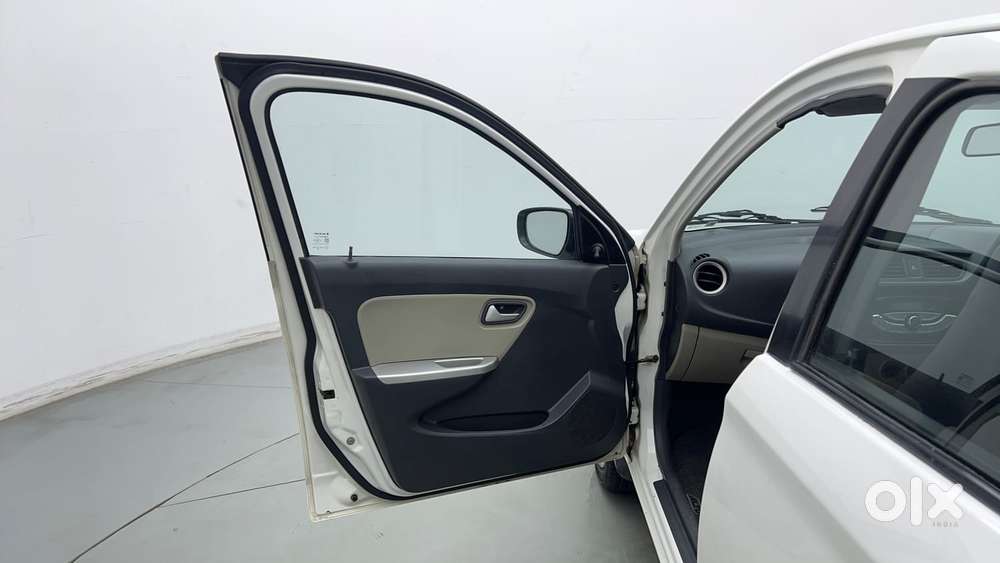 Maruti Suzuki Alto K10 Vxi, 2017, Petrol