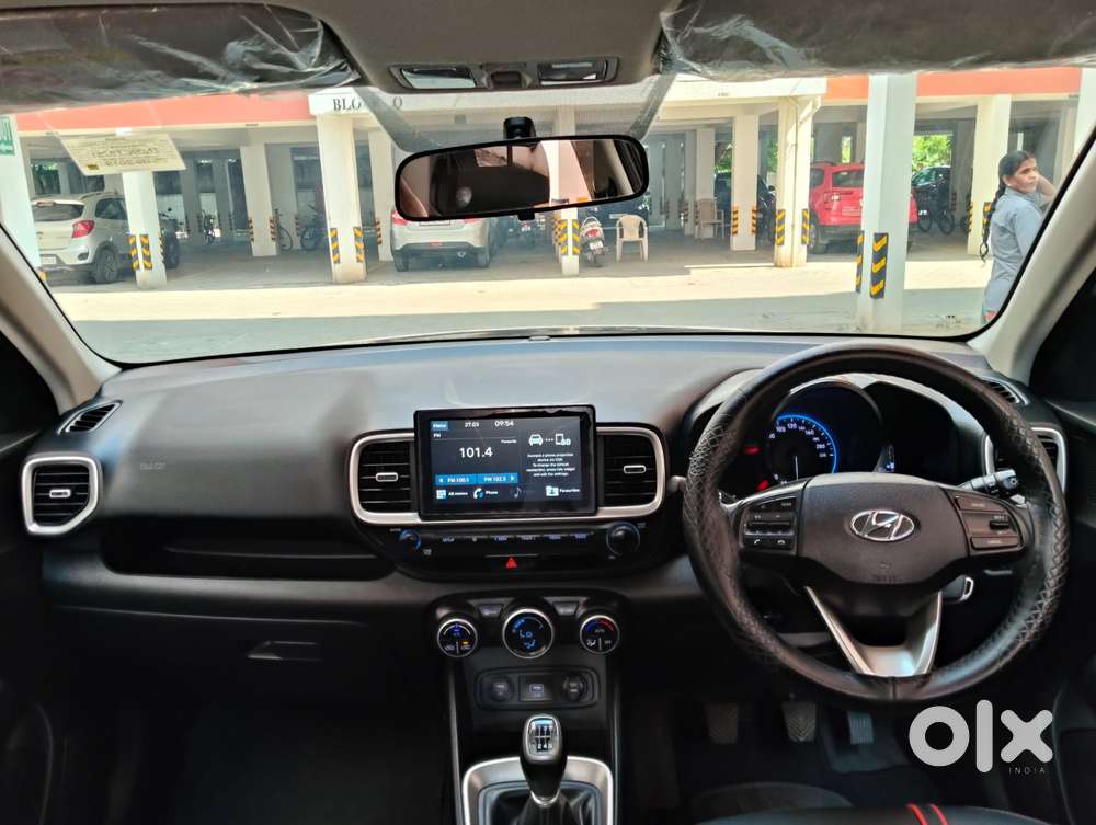 Hyundai Venue Sx Mt, 2019, Petrol