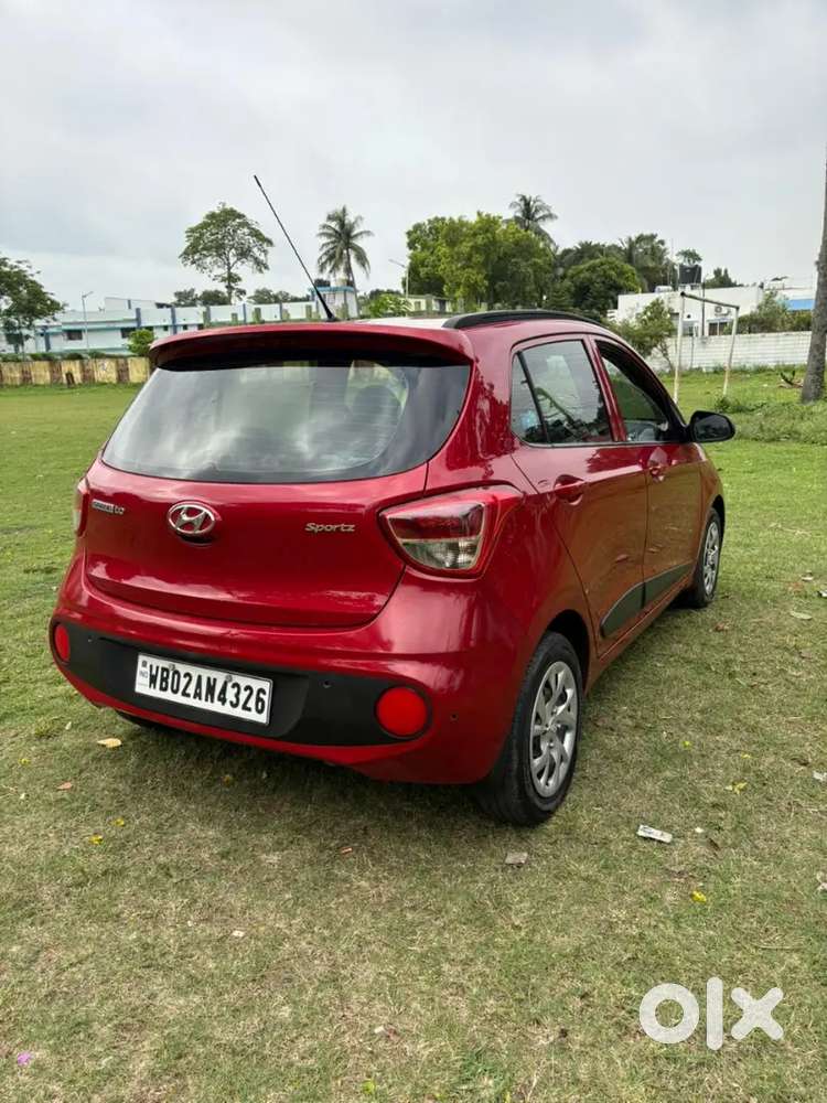 Hyundai Grand I10 2018 Petrol 12300 Km Driven