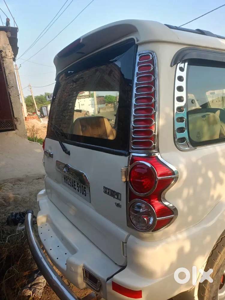 Mahindra Scorpio 2013 Diesel Well Maintained
