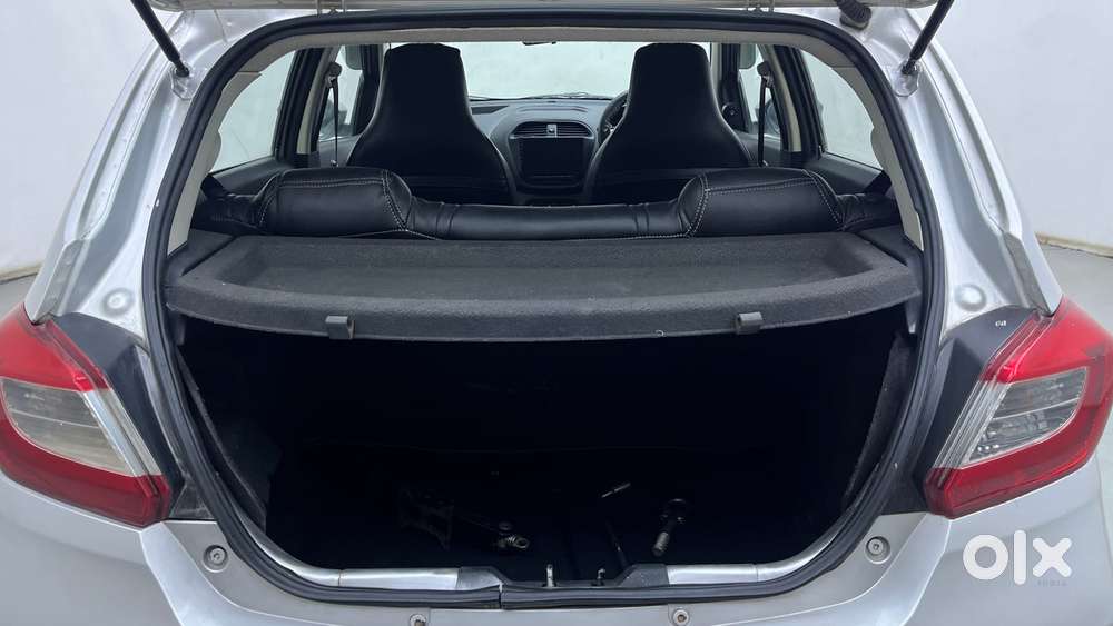 Tata Tiago 1.2 Revotron Xt, 2017, Petrol