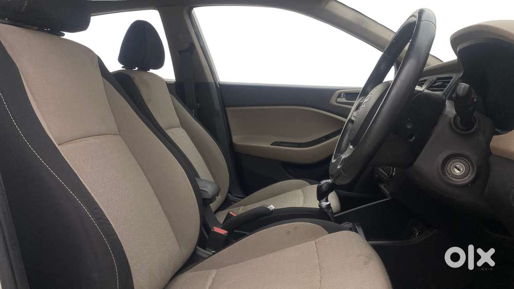 Hyundai Elite I20 Sportz (o) 1.2, 2015, Petrol