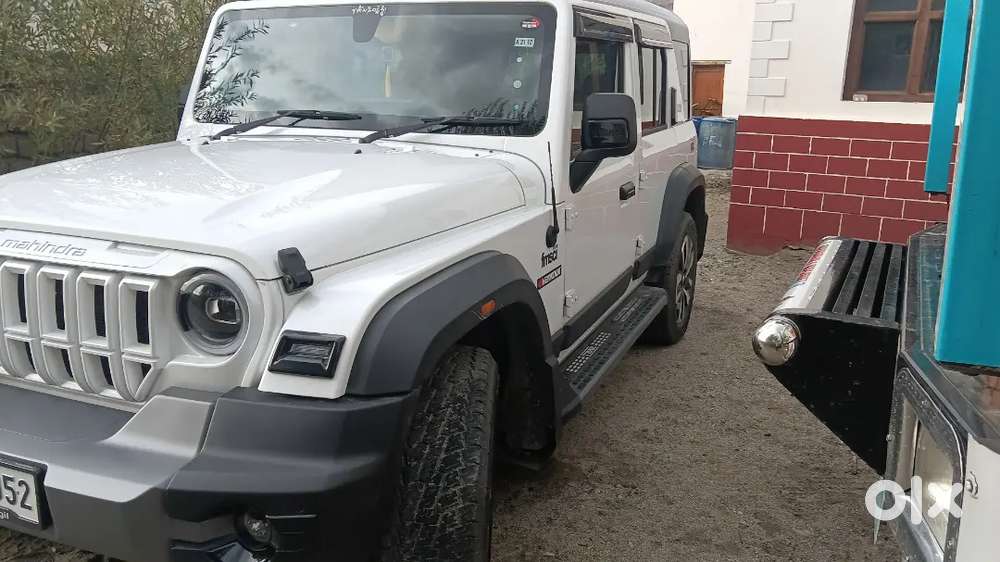 Mahindra Thar Roxx Mx5 2025 Diesel Manual