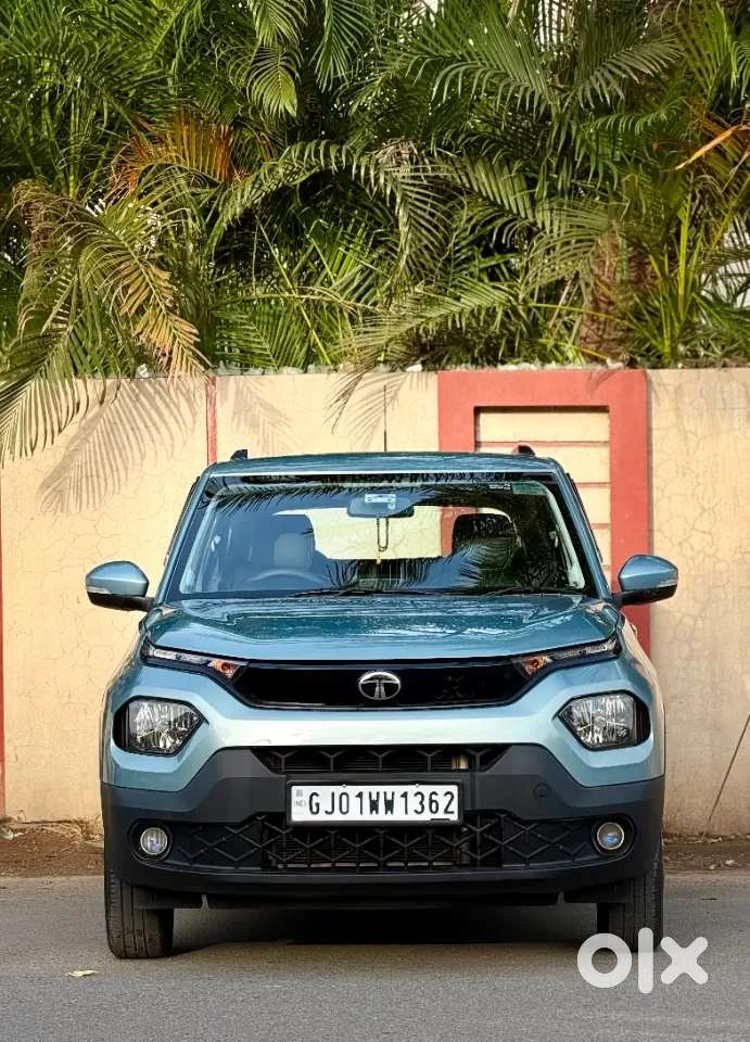 Tata Punch, 2025, Petrol
