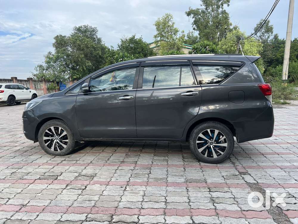 Toyota Innova Crysta G 7 Str, 2023, Diesel