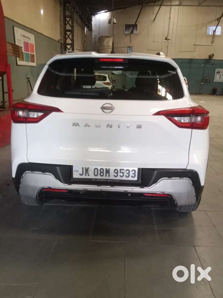 Nissan Magnite 2023 Petrol 30000 Km Driven