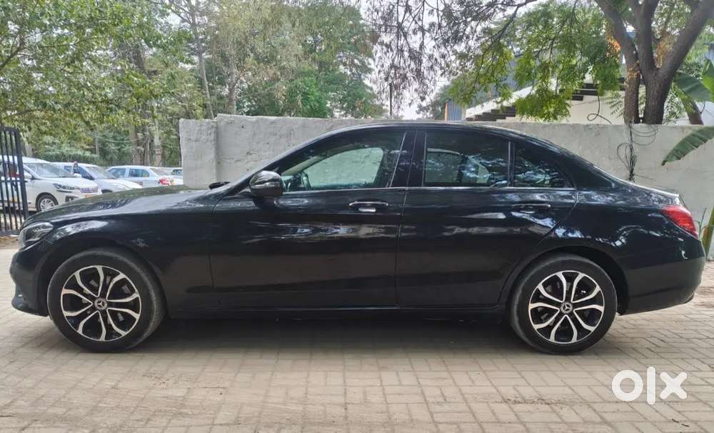 Mercedes-benz C Class 2021 Petrol 100000 Km Driven