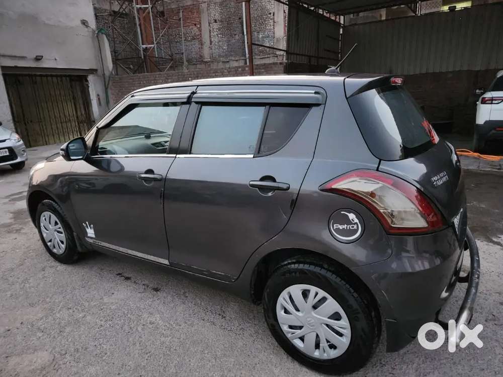 Maruti Suzuki Swift 2017 Cng & Hybrids 65000 Km Driven
