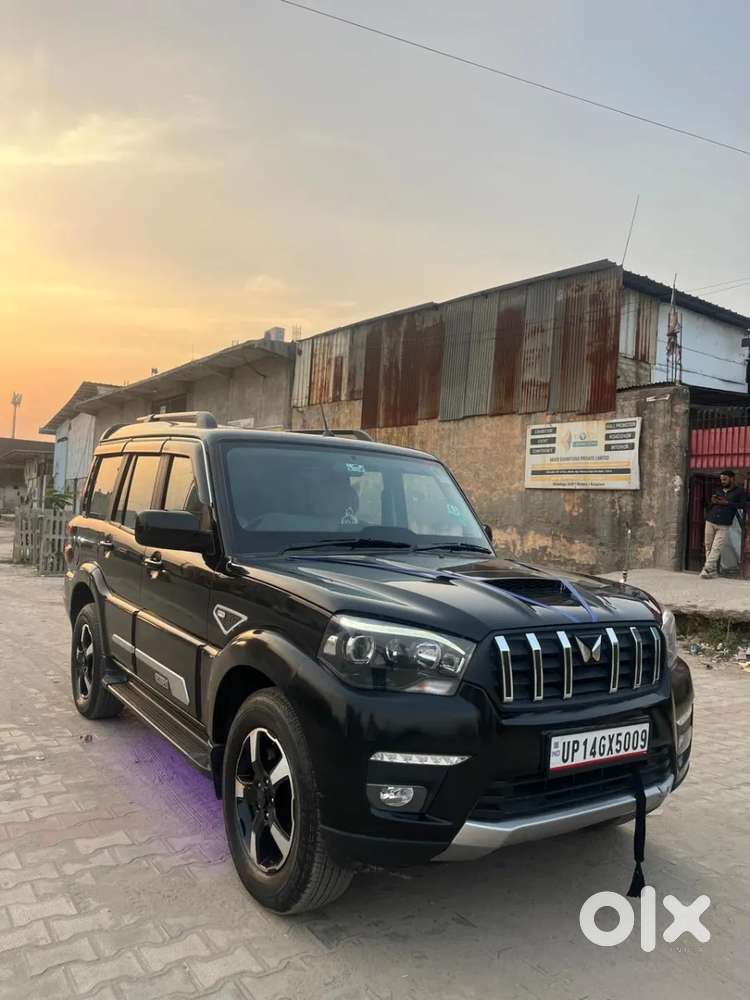 Mahindra Scorpio Classic, 2025, Diesel