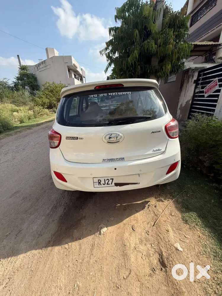 Hyundai Grand I10 2015 Petrol Excellent Condition Top Model