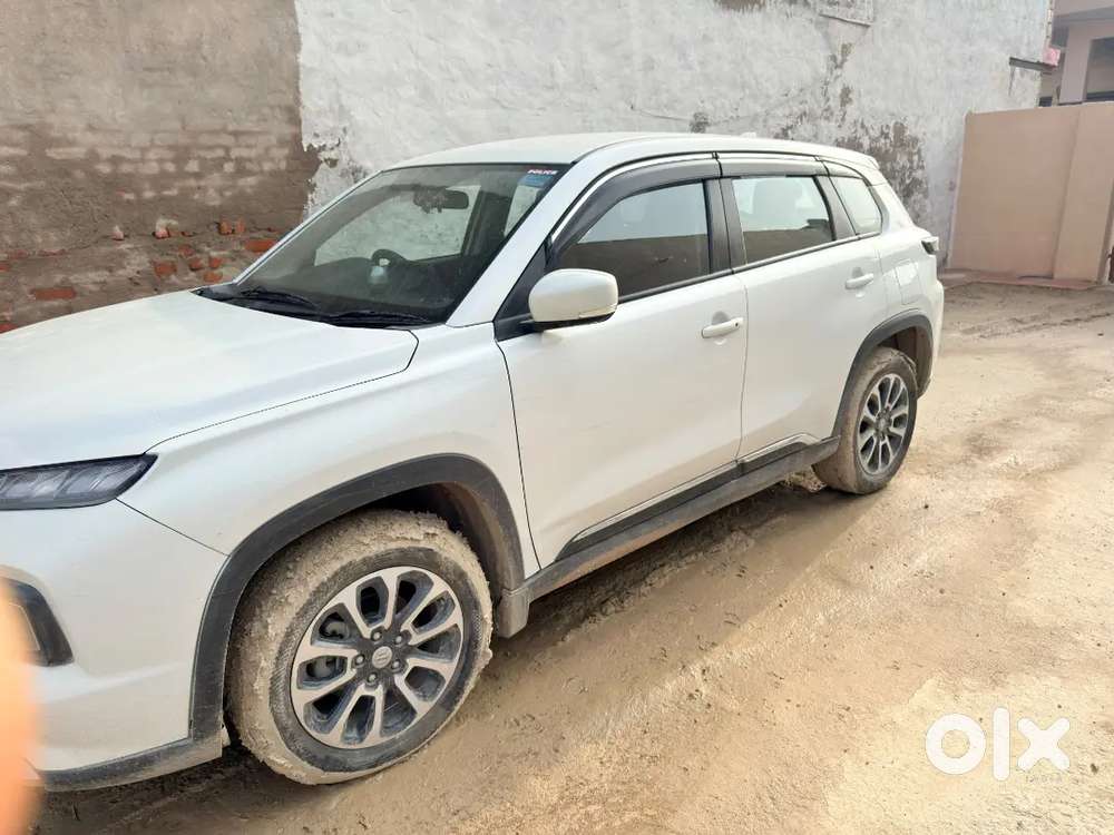 Maruti Suzuki Grand Vitara 2024 Petrol Good Condition