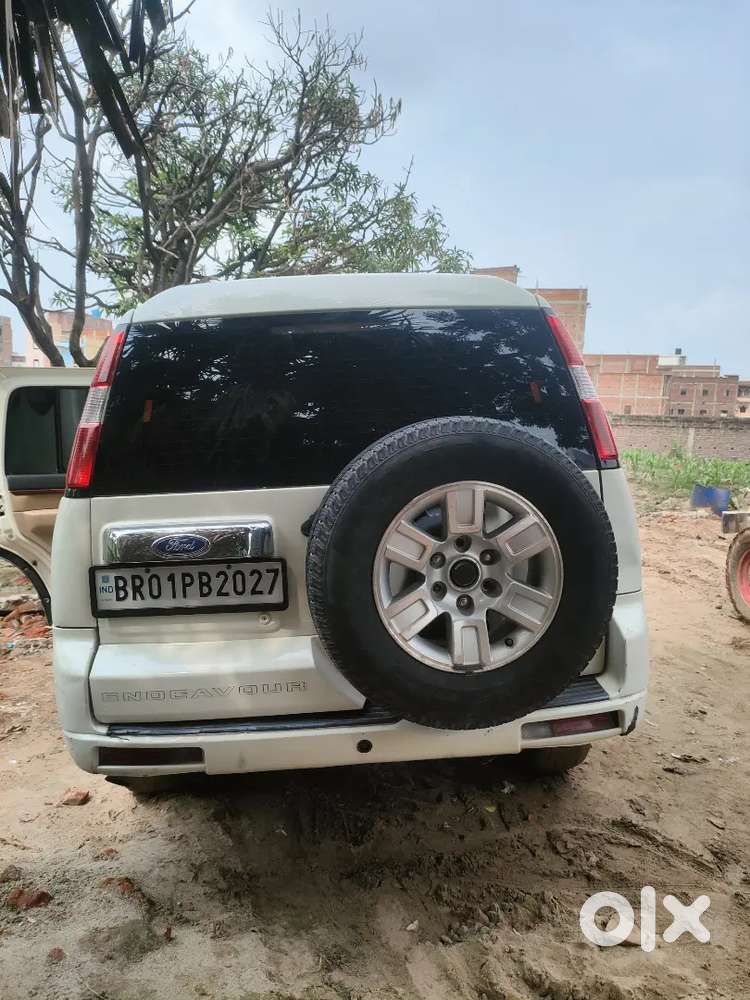 Ford Endeavour 2011