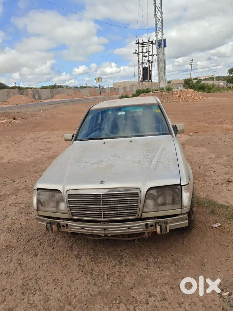 Mercedes-benz E-class 1996 Petrol Well Maintained