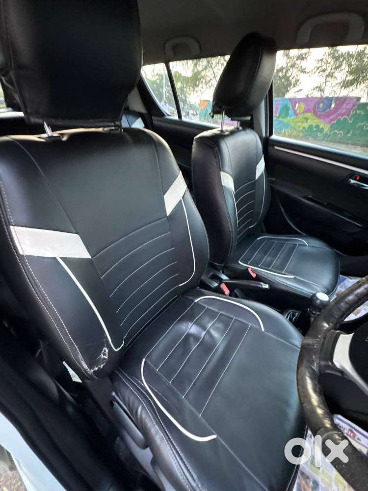 Maruti Suzuki Swift Vxi + Manual, 2012, Petrol