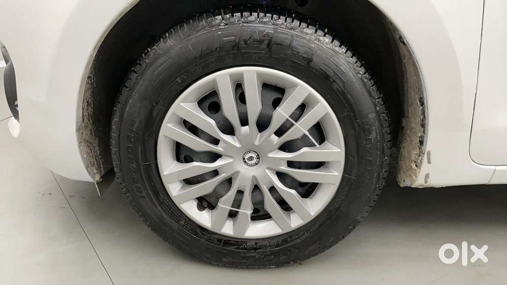 Maruti Suzuki Swift Amt Vvt Vxi, 2019, Petrol