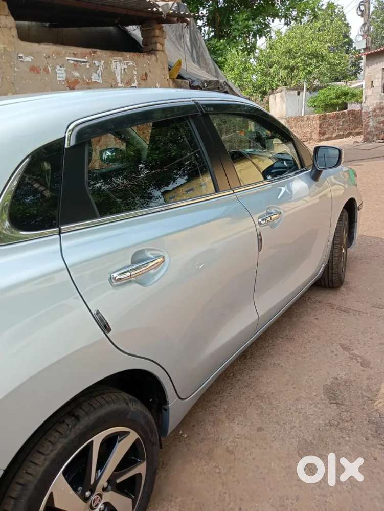 Toyota Glanza 2023 Hybrid