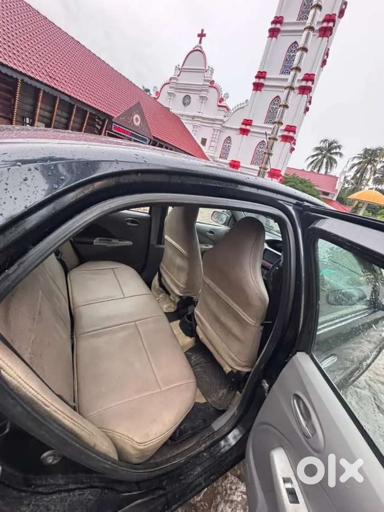 Toyota Etios 2011 Petrol Sportivo