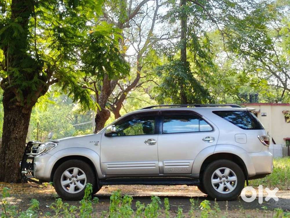 Toyota Fortuner 3.0 4x4 Manual, 2011, Diesel