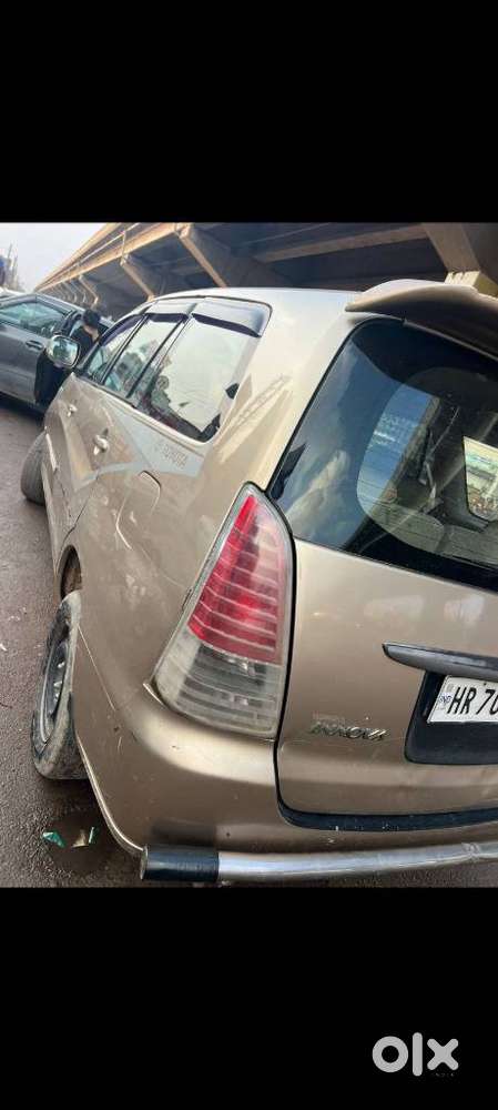 Toyota Innova 2.5 V 7 Str, 2004, Diesel