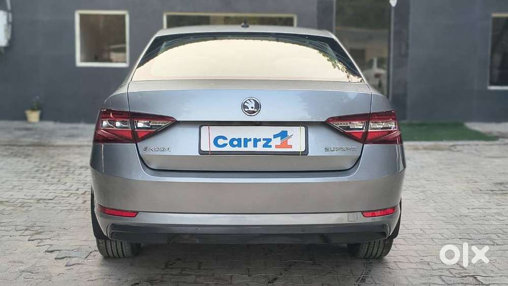 Skoda Superb 2.0 Tsi At L&k, 2020, Petrol
