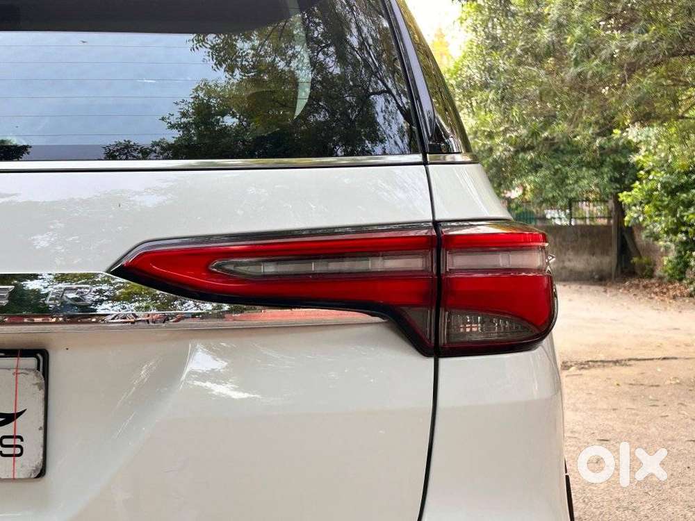 Toyota Fortuner 4x2 At 2.7 Petrol, 2024, Petrol
