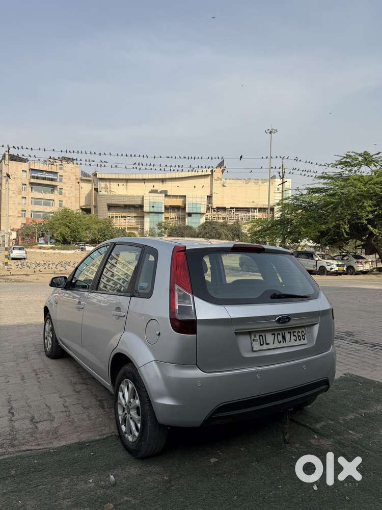 Ford Figo, 2012, Petrol