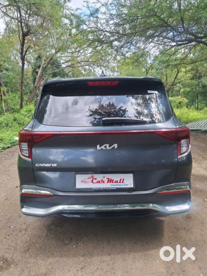 Kia Carens Luxury (o)1.5 Diesel At 7 Str, 2023