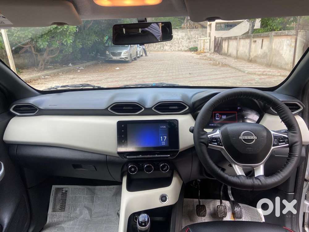 Nissan Magnite 1.0 Xv, 2021, Petrol