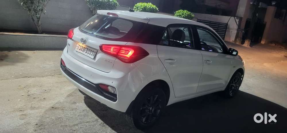 Hyundai I20 Petrol Cvt Asta, 2018, Petrol