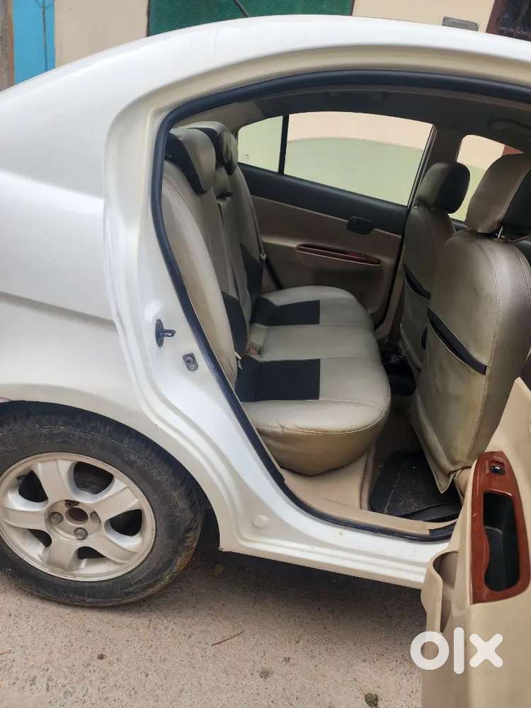Hyundai Verna Sx 2010