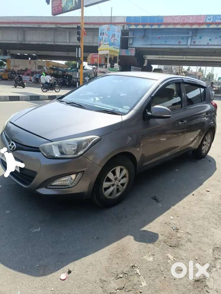 Hyundai I20 Optional 2012 Ending Diesel 120000 Km Driven