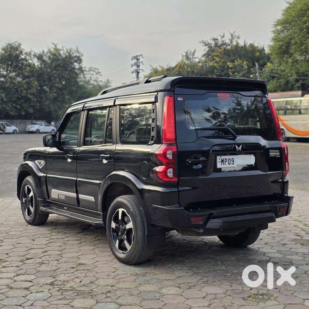 Mahindra Scorpio Classic 2.2 S 11 Mt 7 Cc, 2025, Diesel