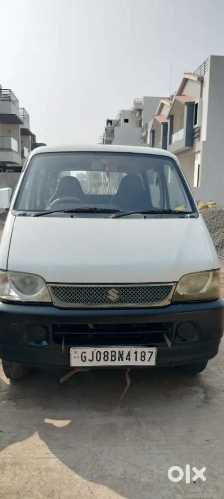 Maruti Suzuki Eeco 2016