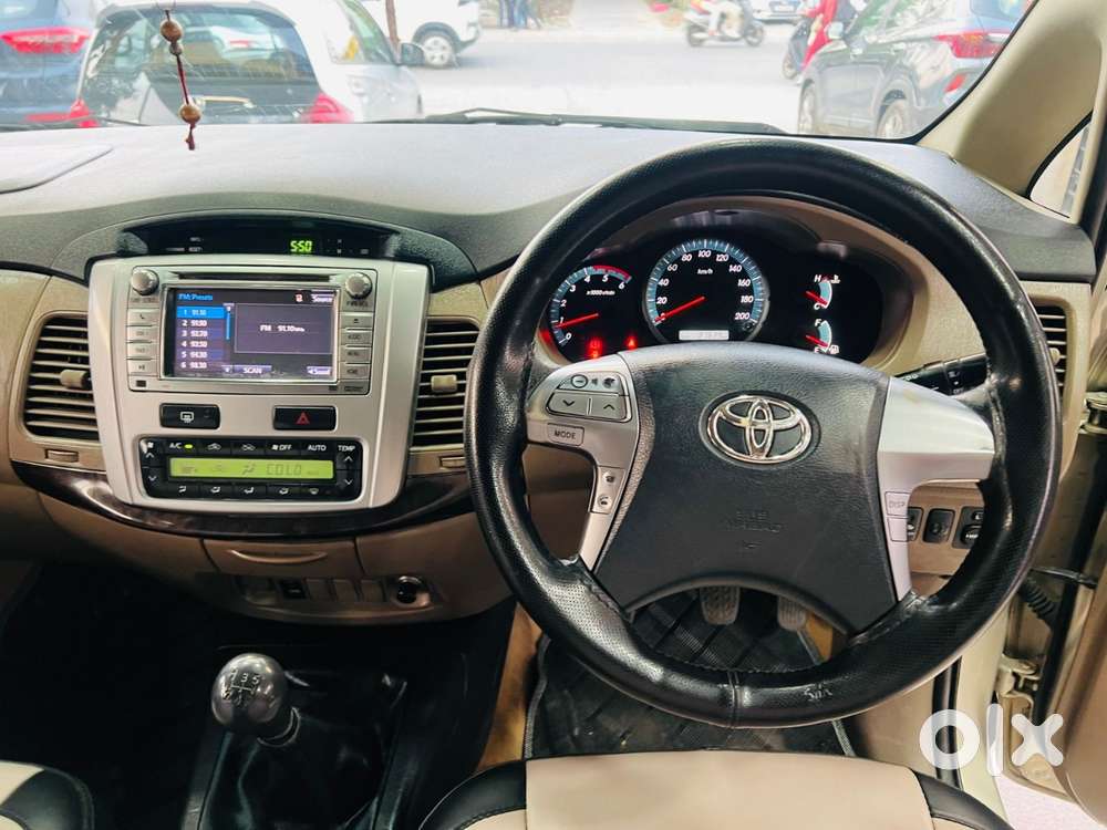 Toyota Innova, 2015, Diesel