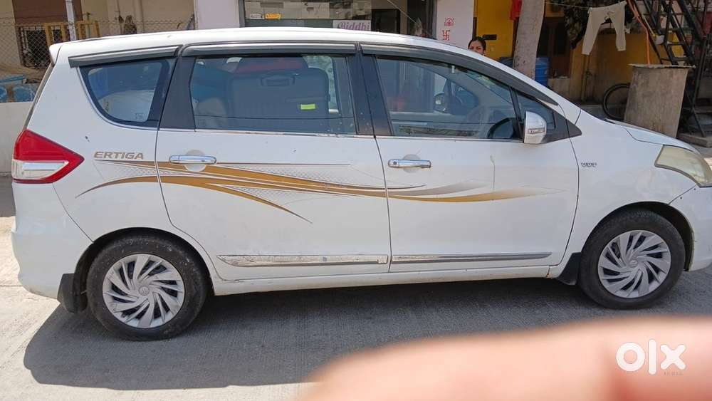 Ertiga Maruti Suzuki Cng Petrol 2017